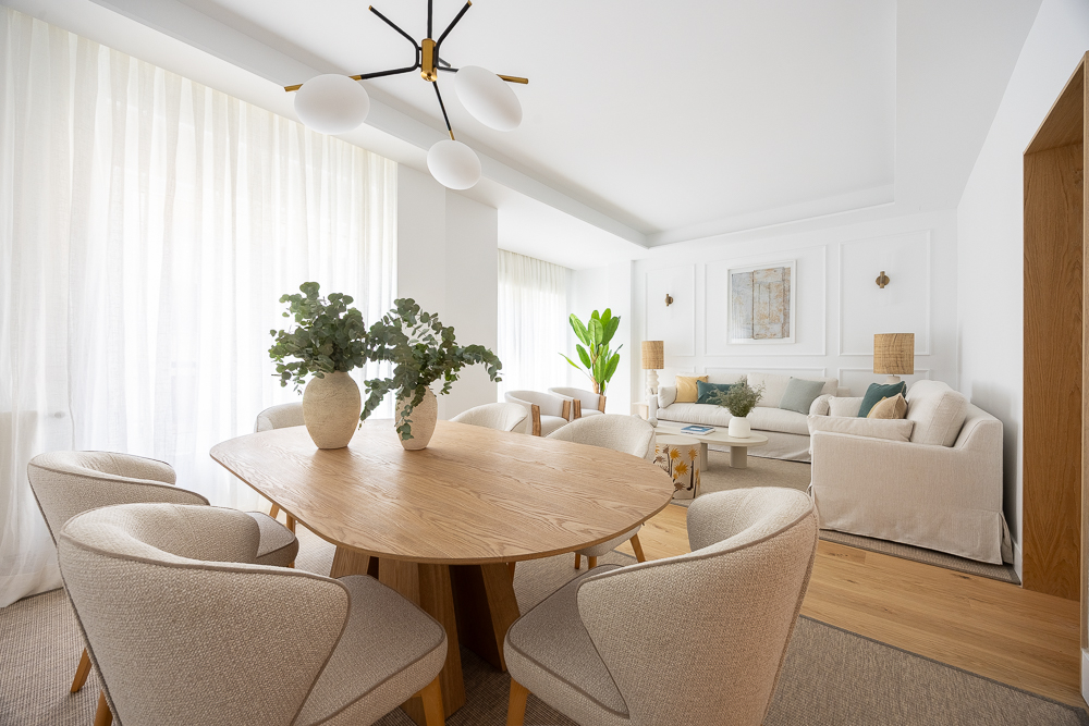 General Oraá, Left I