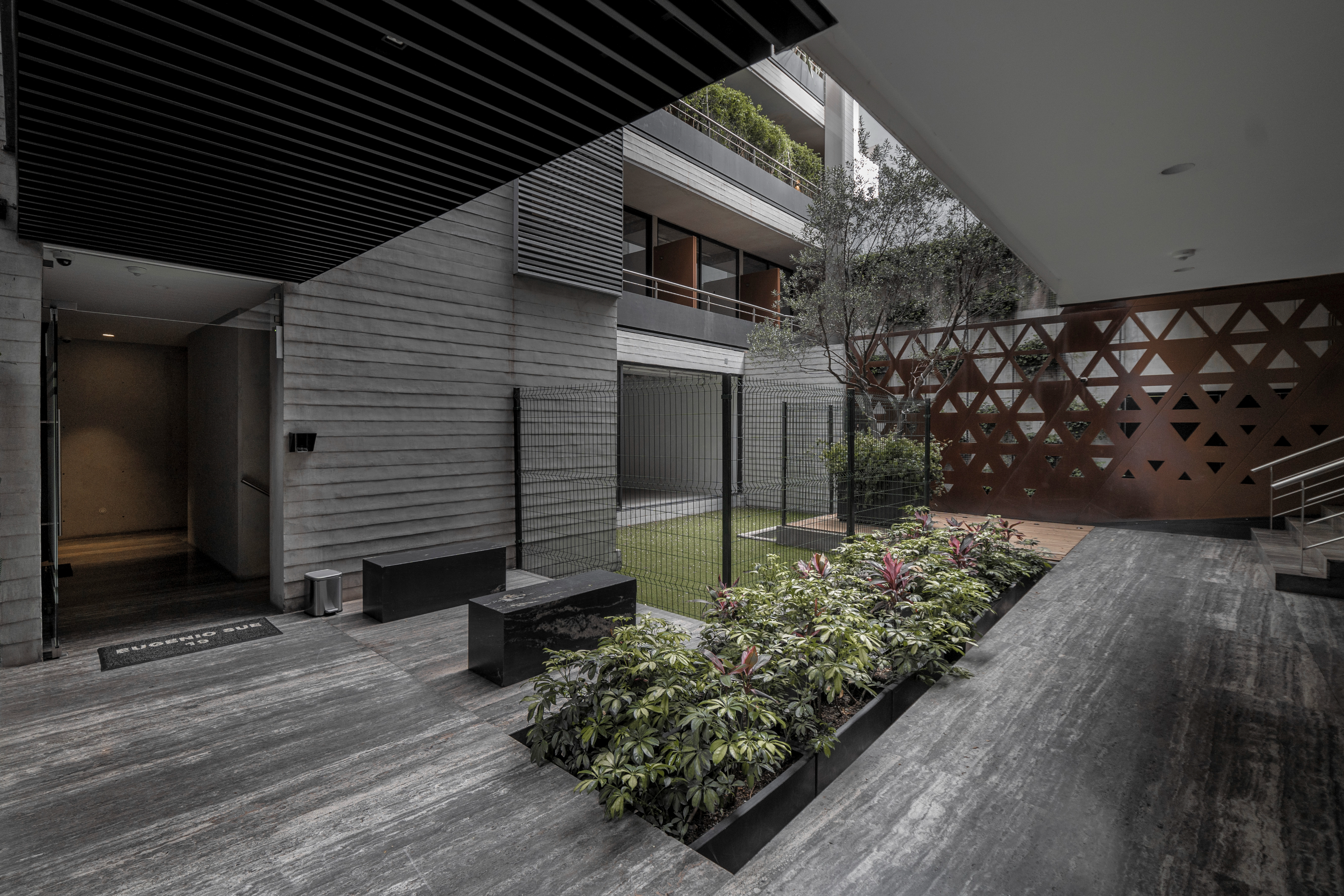 Eugenio Sue VI image 3