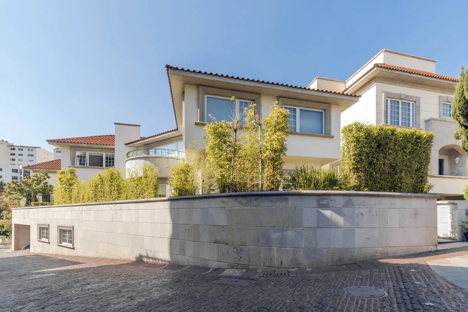 Paseo de las Primaveras III