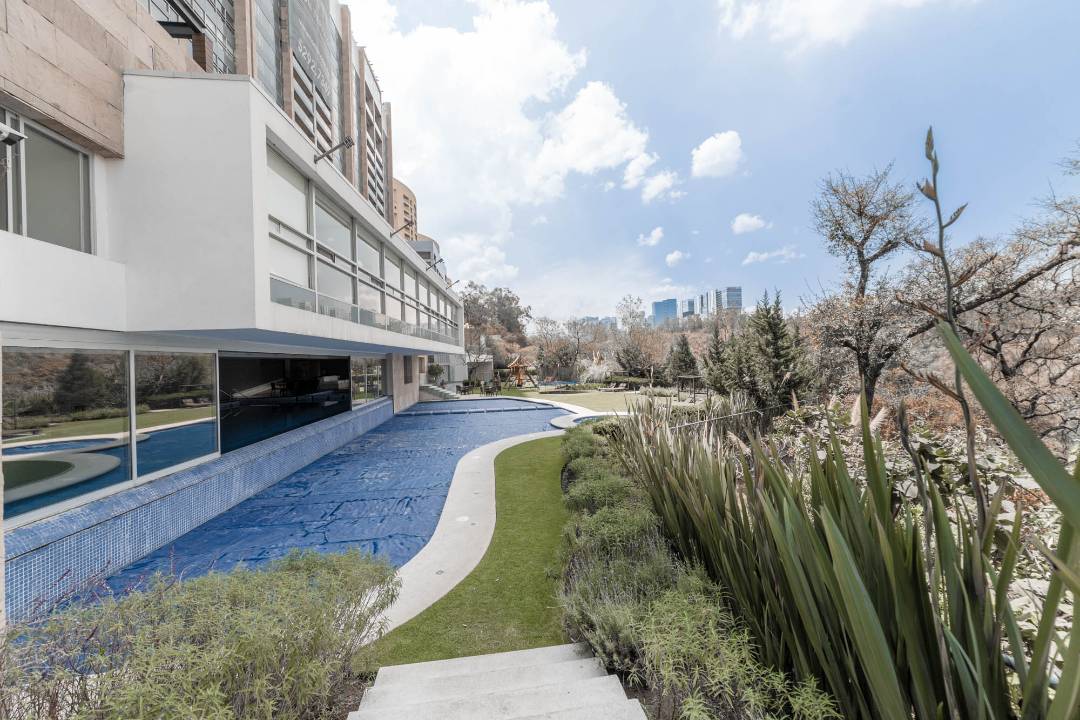 Av. Bernardo Quintana III