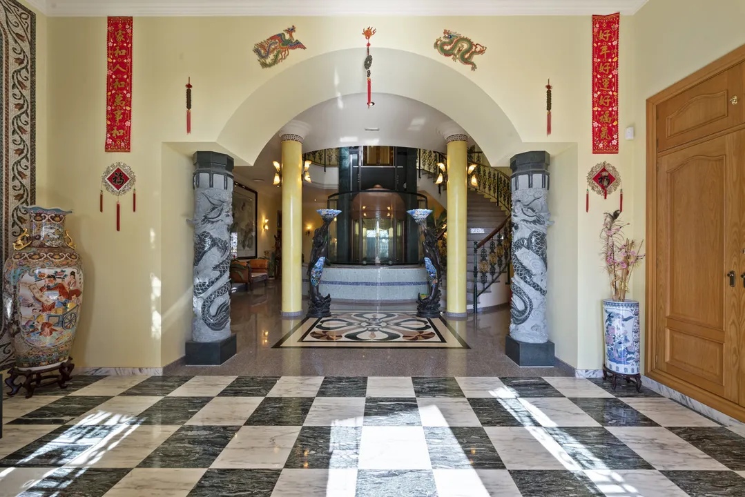 Luxury Panoramic Mansion in Torrequebrada. image 3