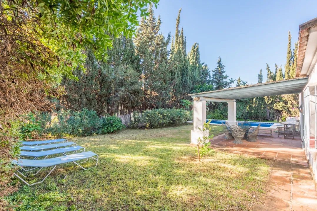 Villa in Cabopino with private pool and close to the beach image 2