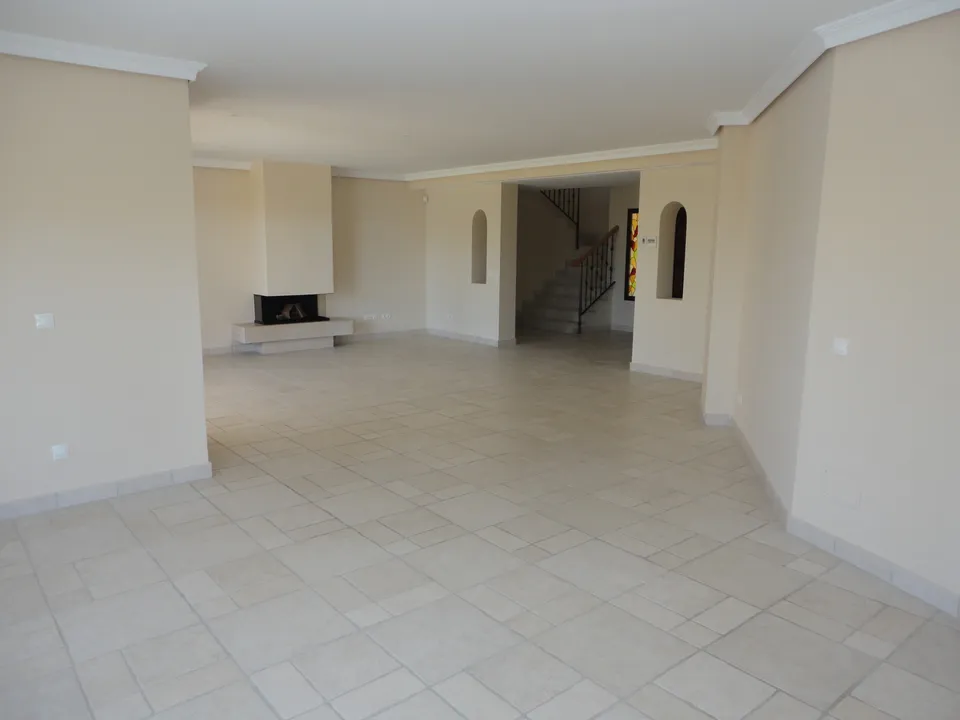 Mediterranean Villa in Los Arqueros Golf with sea and golf course views image 3