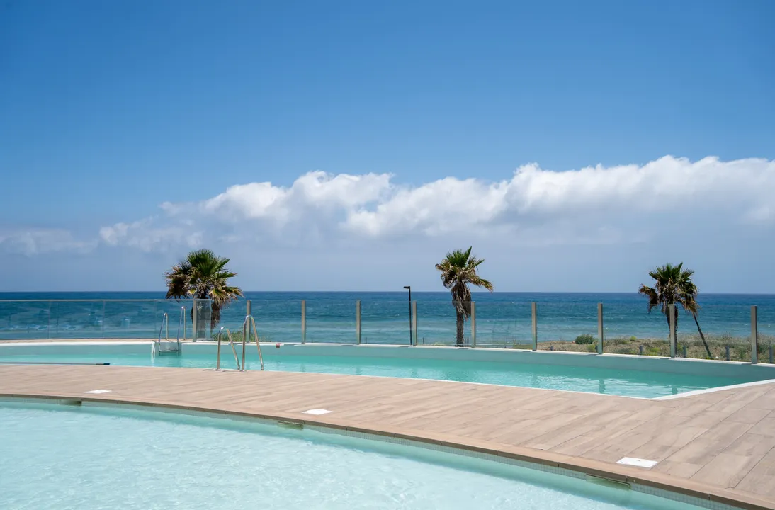 Property by the sea with luxury apartments and exclusive villas image 3