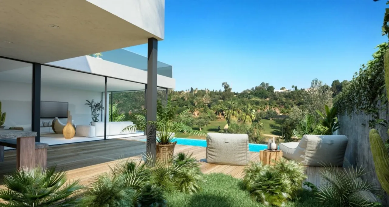 Luxury villas next to El Campanario Golf Club image 3