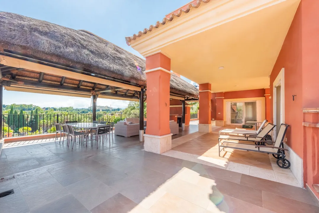 Independent chalet with pool and golf course views image 3
