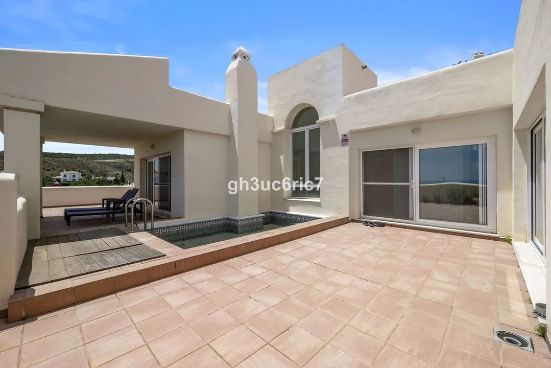 Ático de lujo en Cerrado del Águila, Mijas Costa image 0