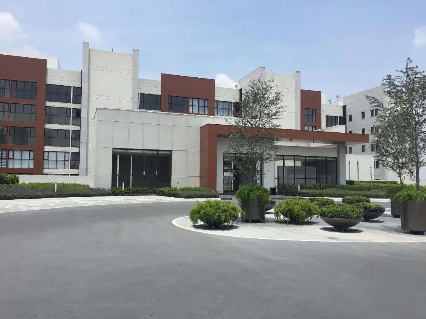 Imagen 1 de Avenida De Los Bosques XII