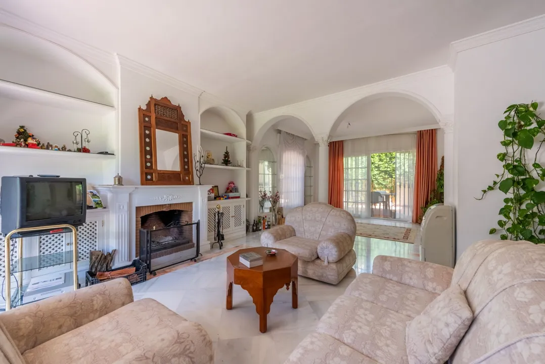 Villa in Xarblanca with spacious garden and swimming pool image 1