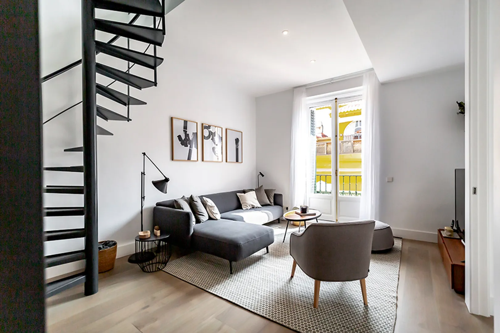 Barquillo Street I