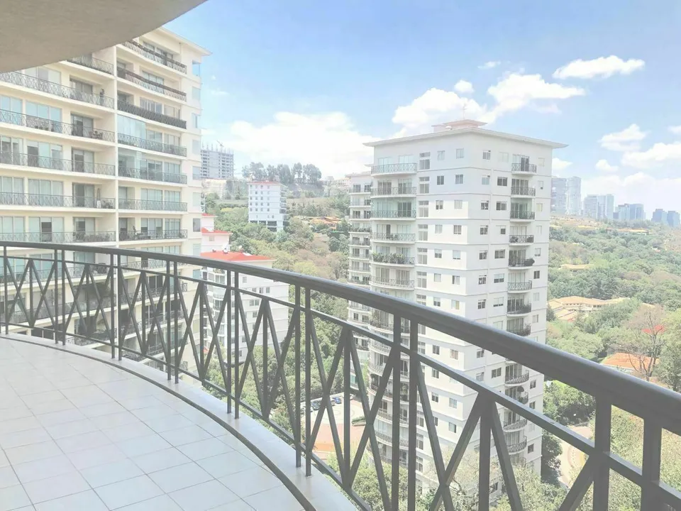 Club De Golf Bosques Santa Fe VII image 0