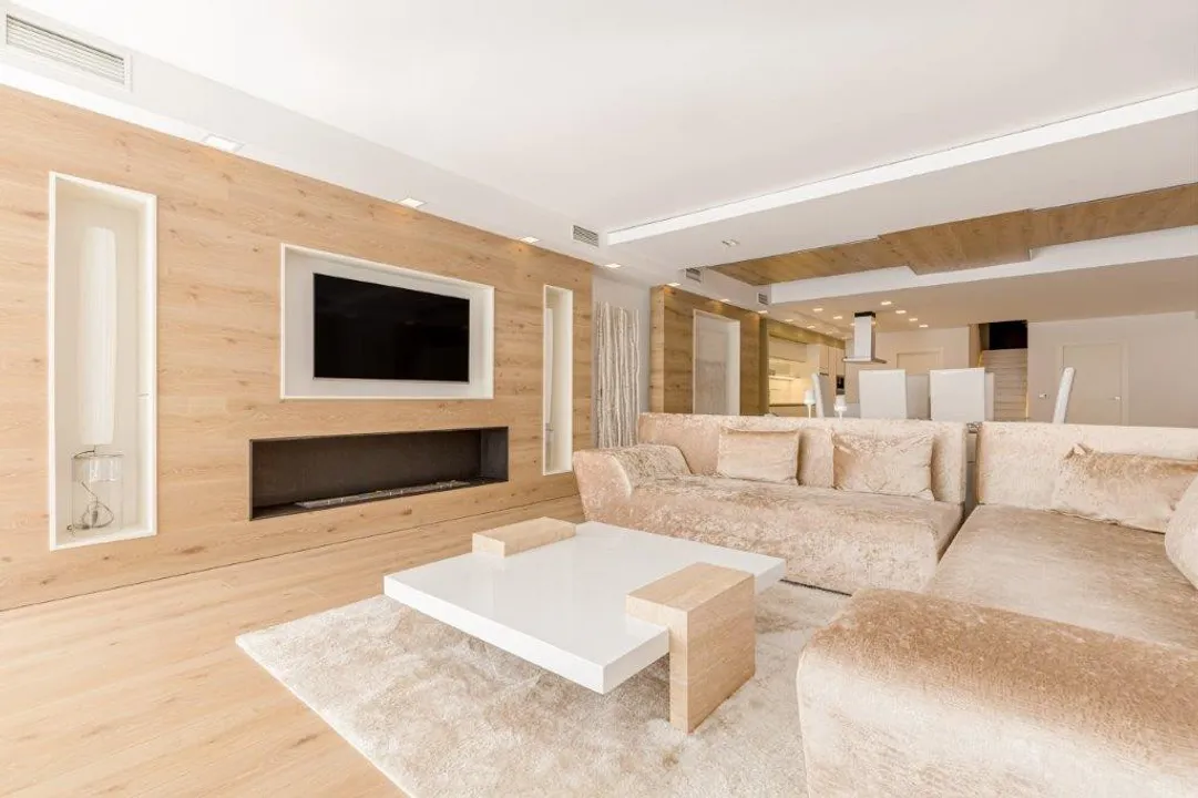 Luxury duplex apartment in Puerto Banús image 3