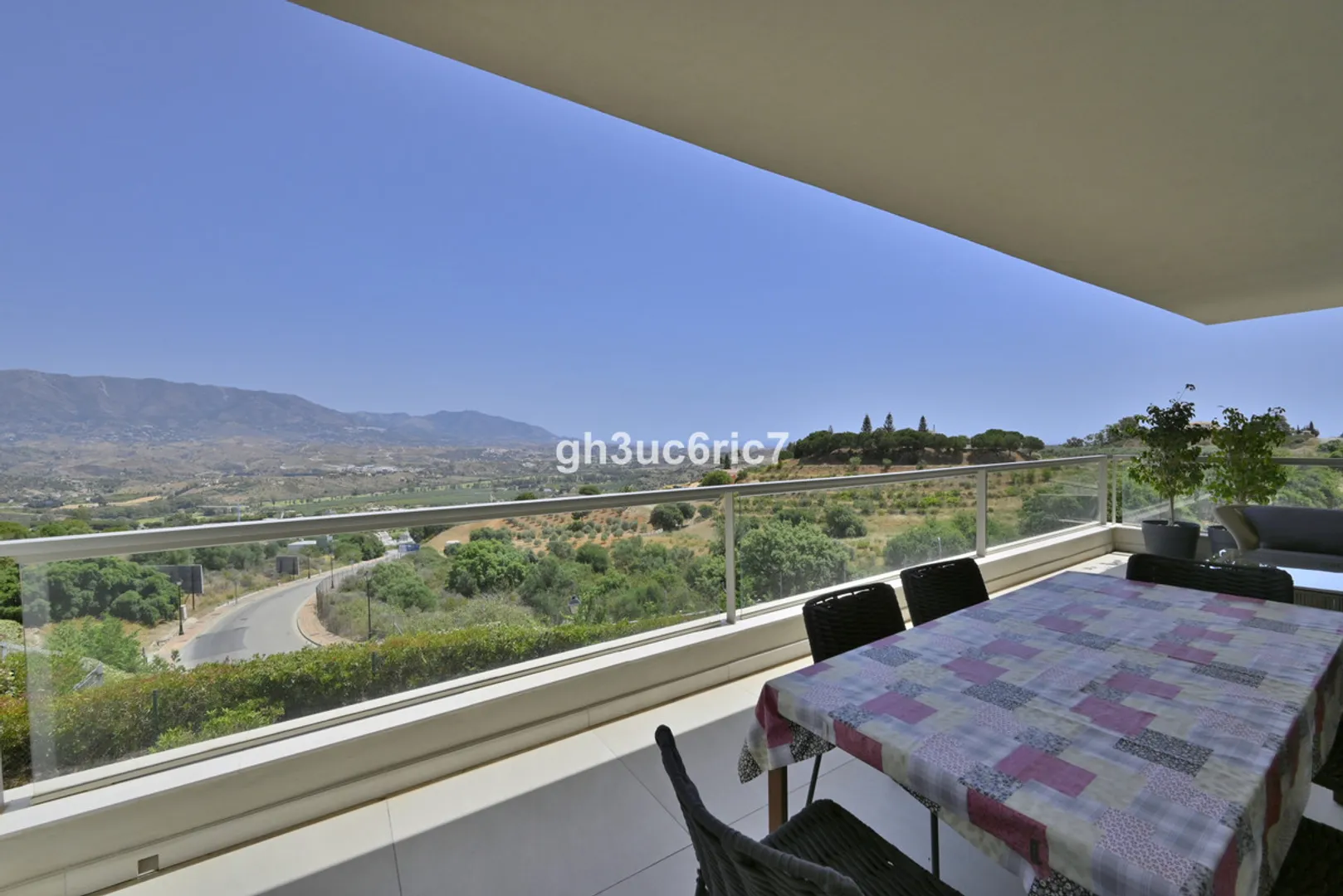 Apartamento contemporáneo con vistas en La Cala Golf