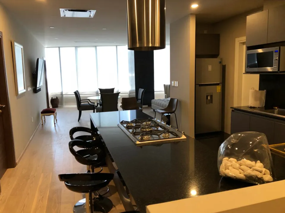 Lago Zurich IV image 0