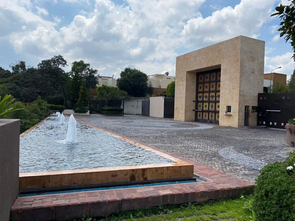 Paseo de las Primaveras VIII image 0