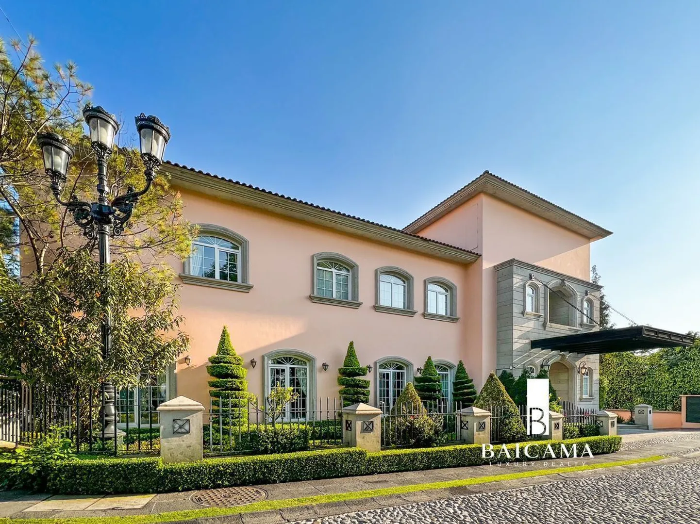 Imagen 1 de Paseo de los Laureles XX