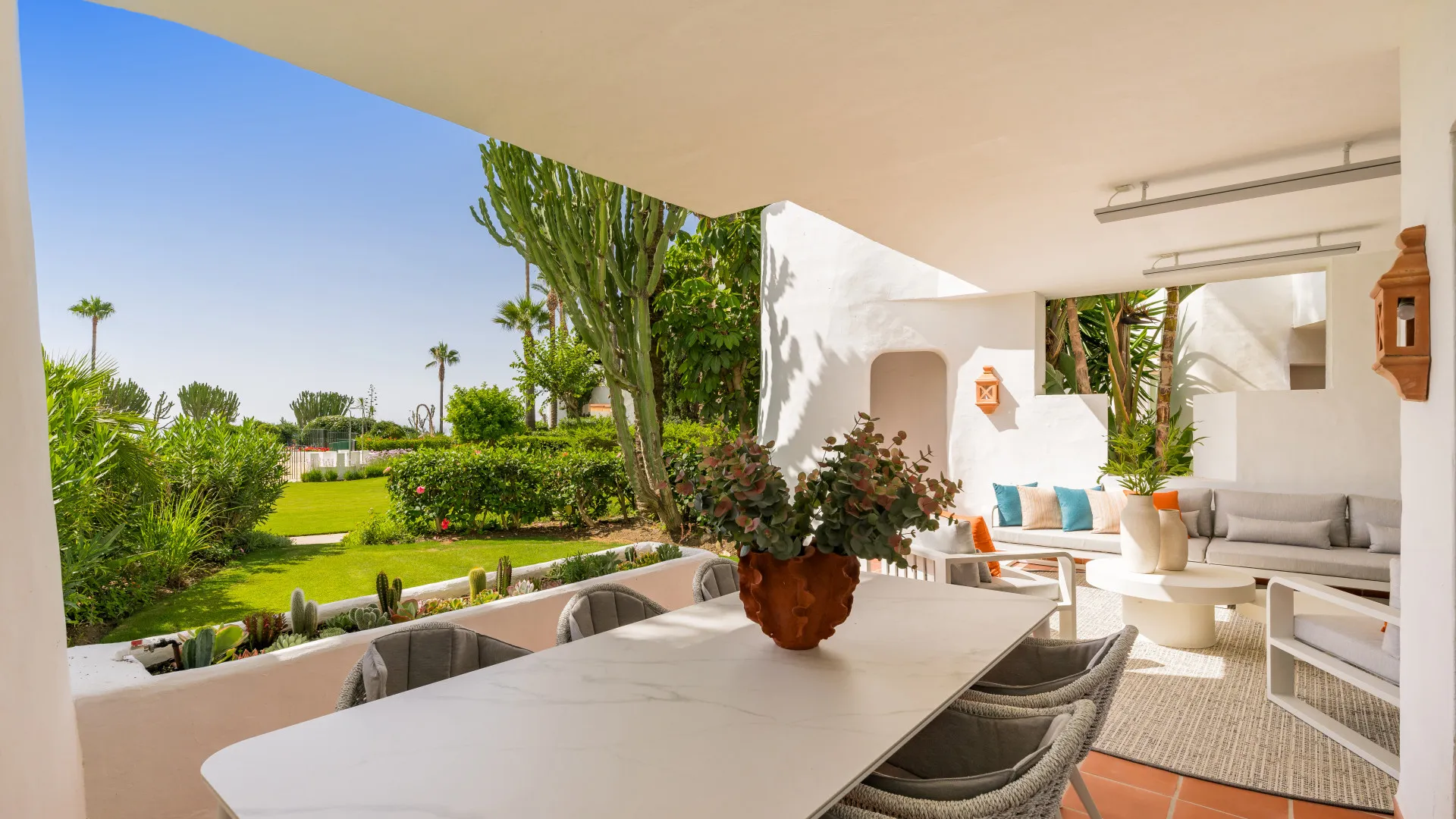 Apartamento de lujo en Costalita con vistas al mar y piscina