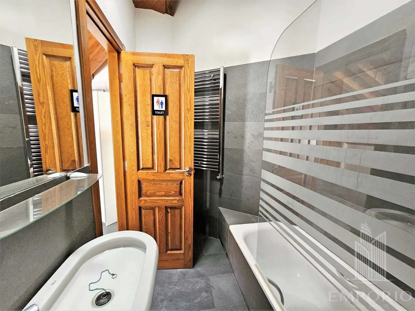 Imagen 1 de ¡Exclusivo piso en venta en el corazón de Segovia!