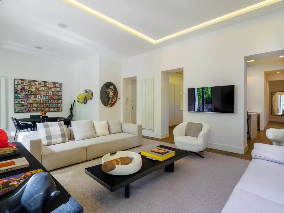 Luxury on Serrano Street image 1