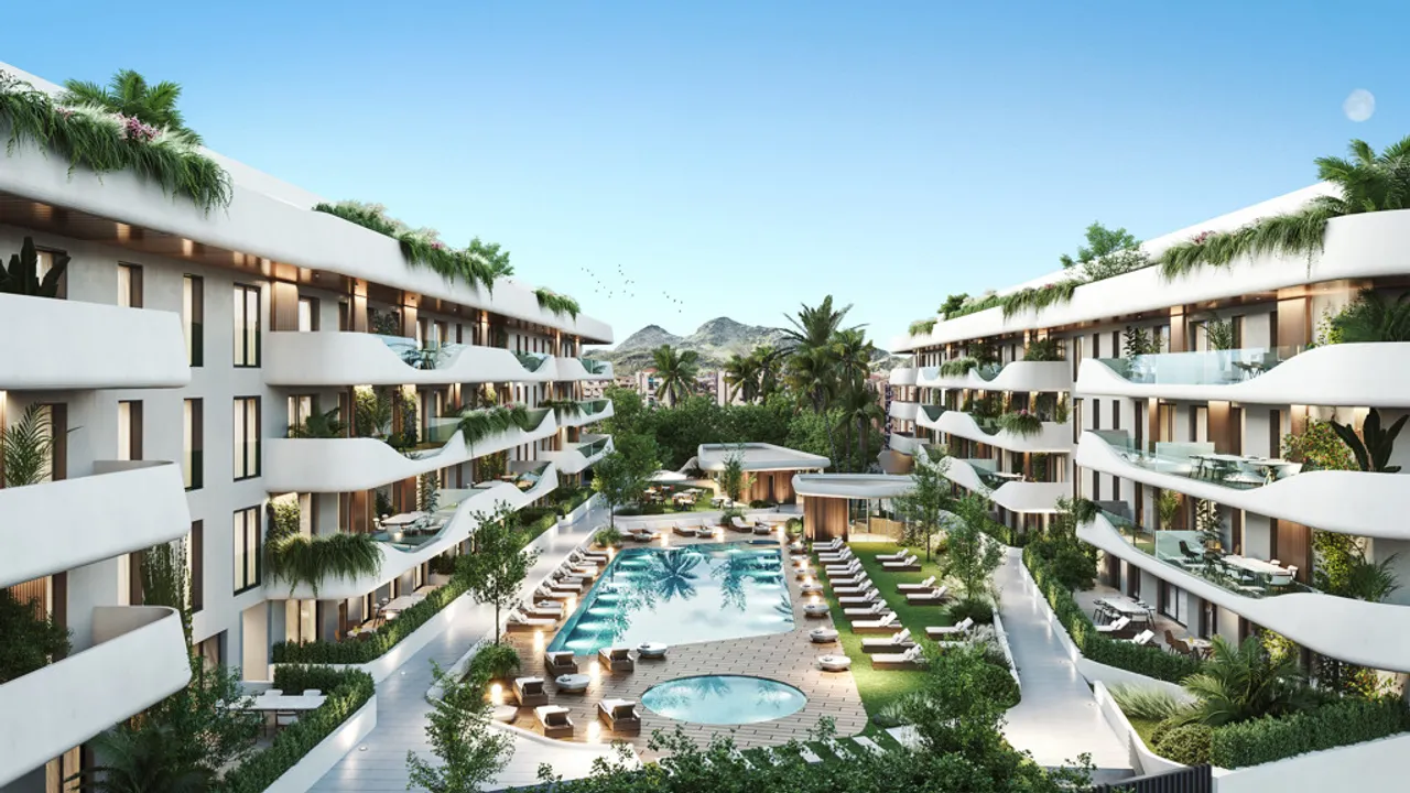 Apartamento Lujo en Marbella: Cerca del Mar y Servicios image 0