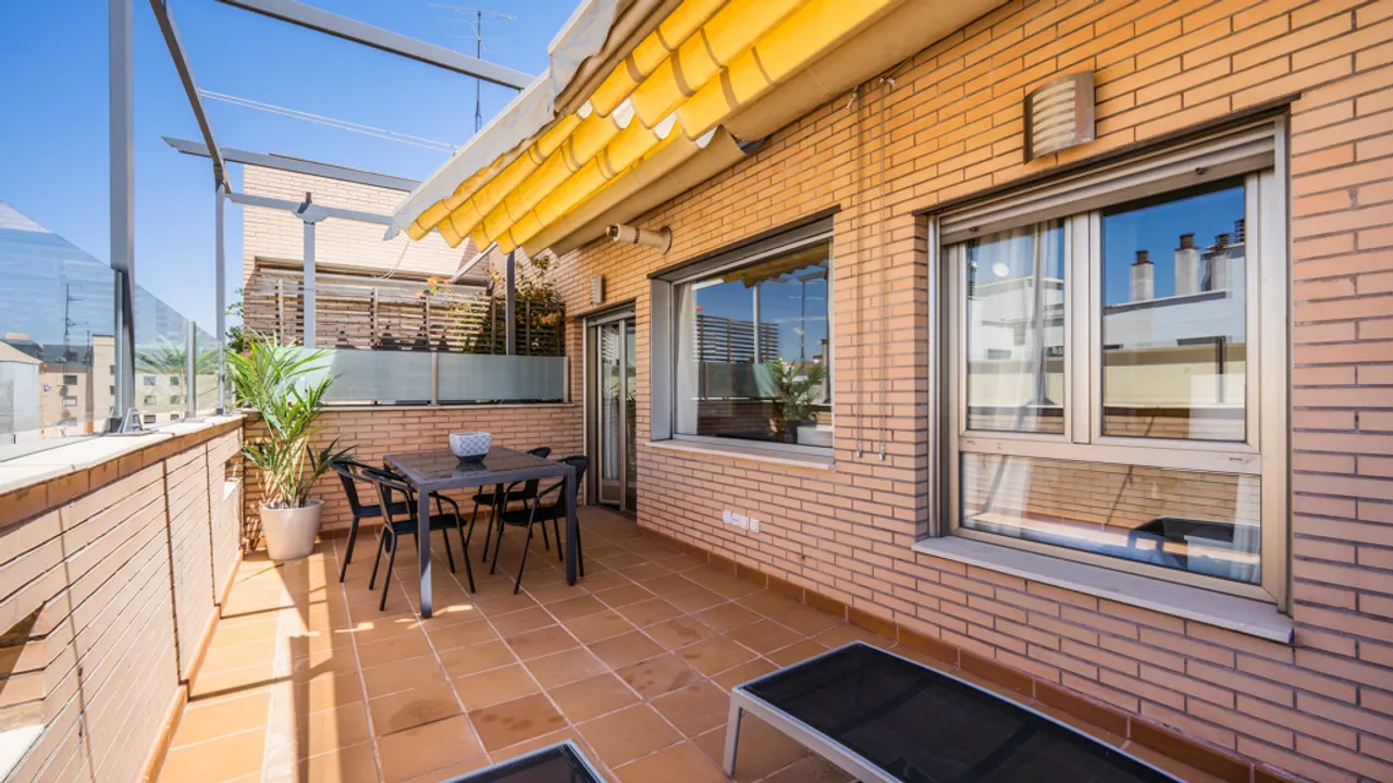 Exclusivo Ático con Terraza en Ríos Rosas image 0