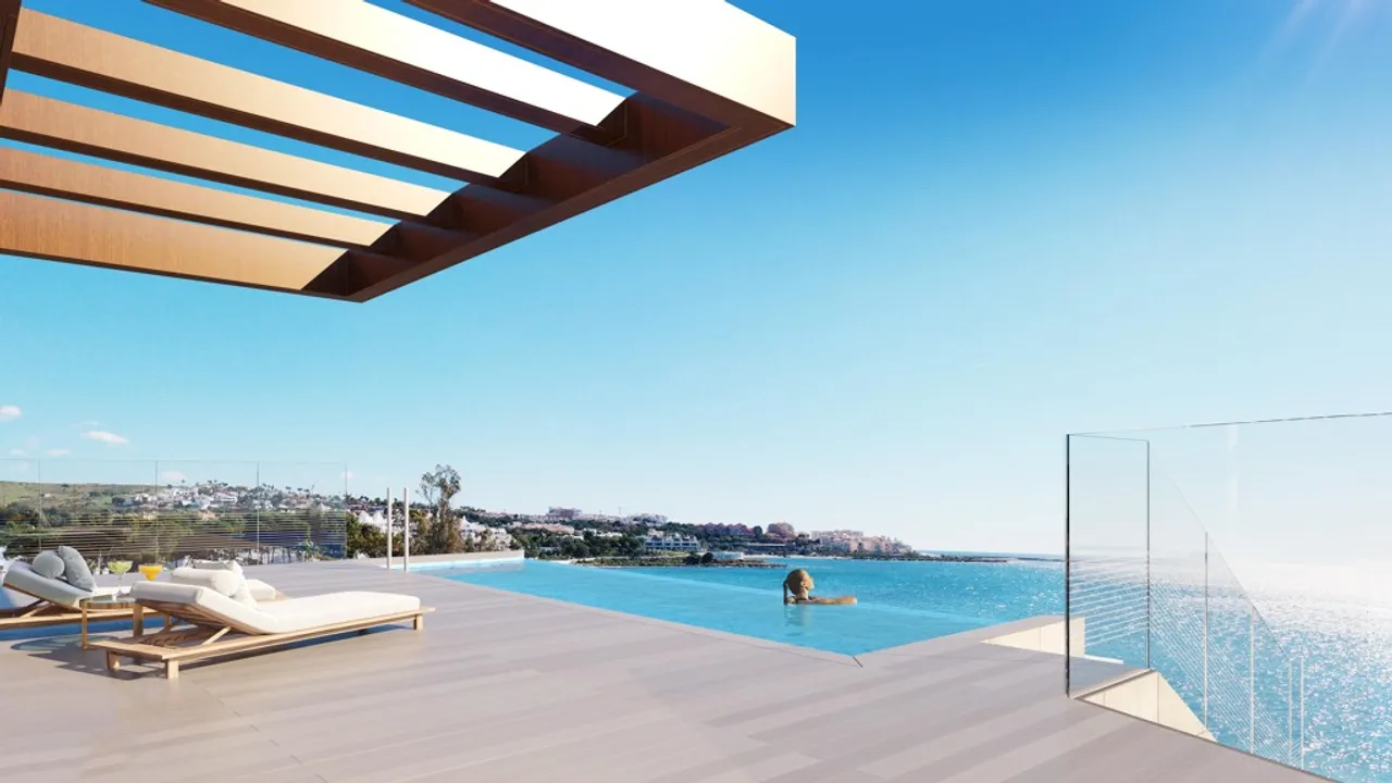 Exclusivo Apartamento de Lujo en Primera Línea de Playa image 2