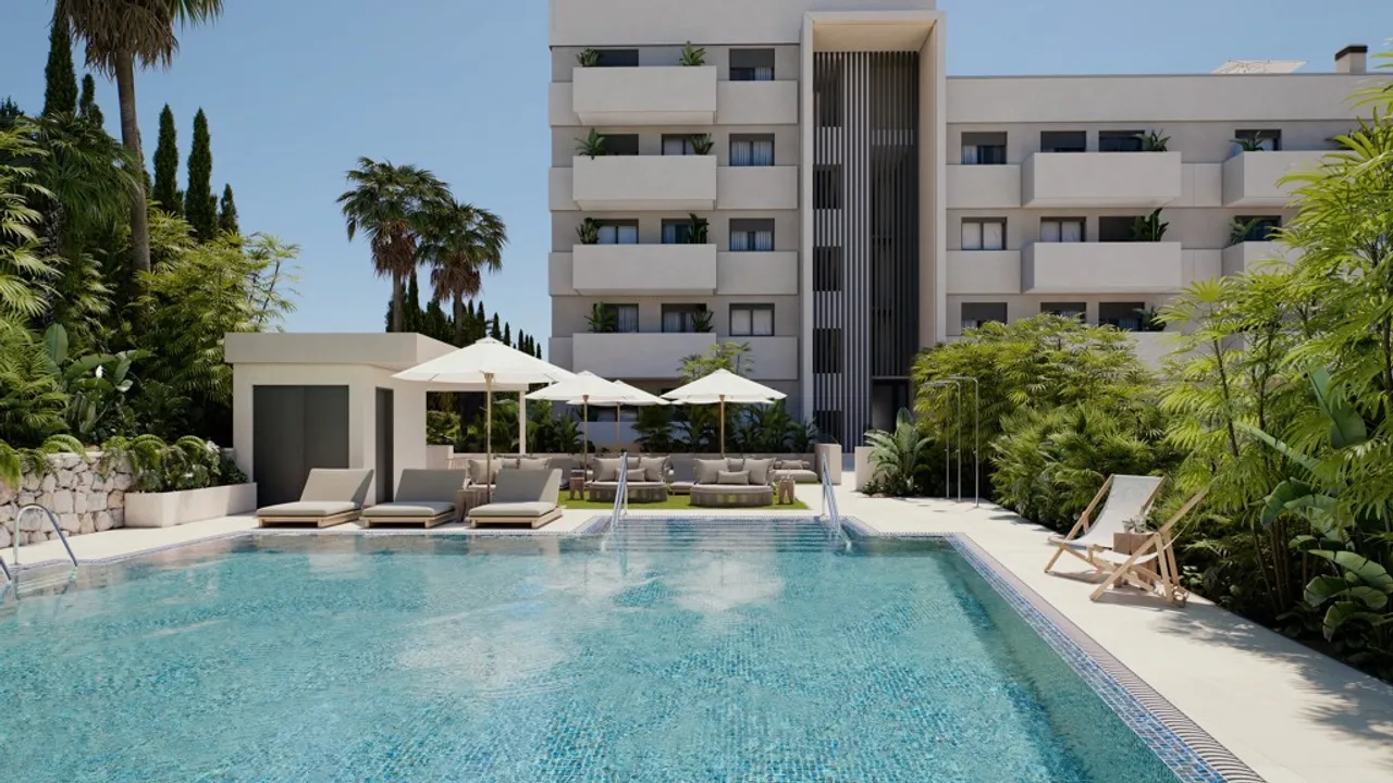 Exclusivo Apartamento de Obra Nueva en Estepona Puerto image 0