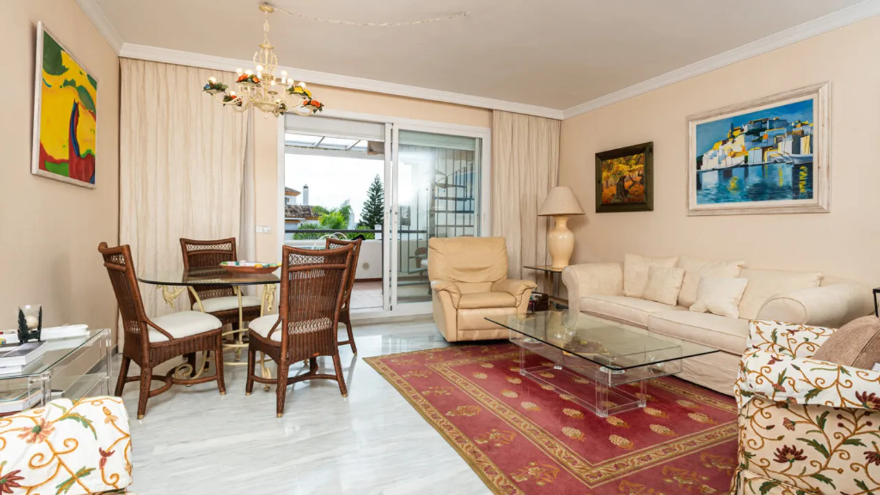 Exclusive Penthouse on the Golden Mile, Marbella image 1