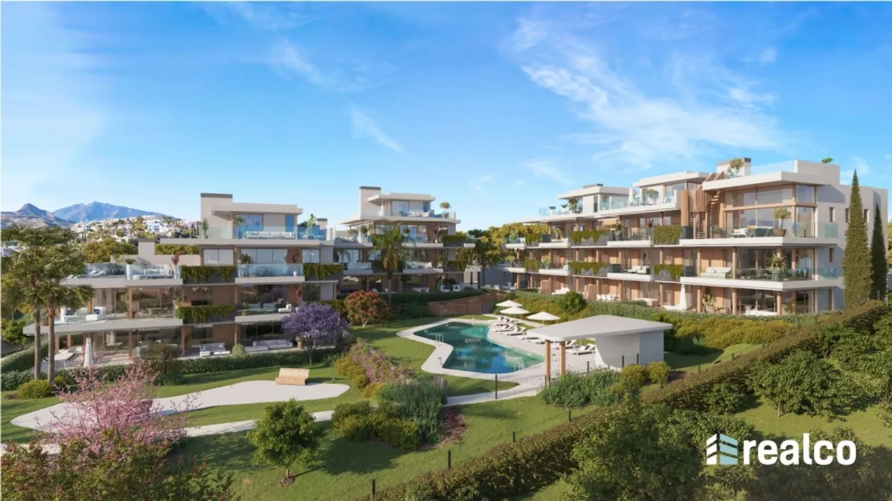 Exclusivos Apartamentos en Los Flamingos con Jardines y Terrazas image 0