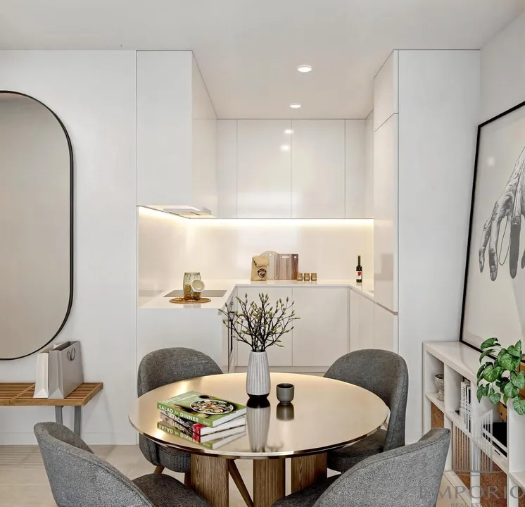 Exclusive Housing Promotion on Calle Juan de Juanes 3, Adelfas - Madrid image 2