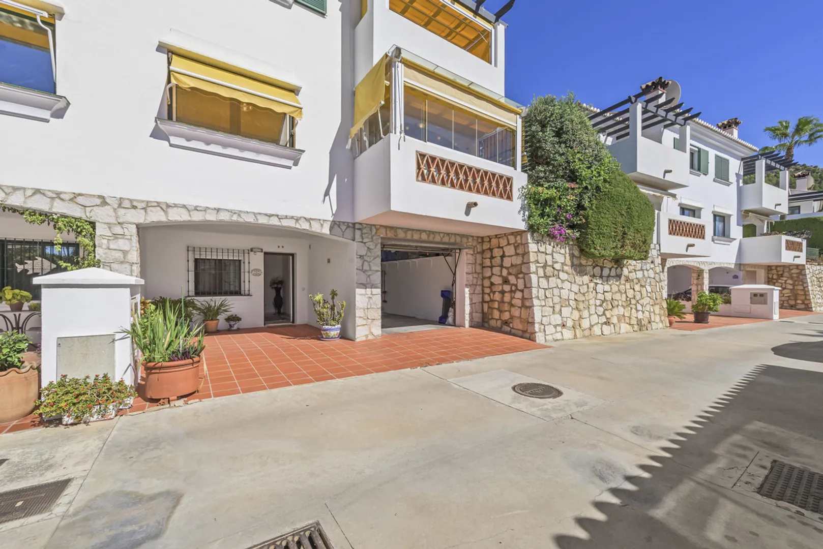 Elegant Semi-Detached House in Buena Vista, Mijas