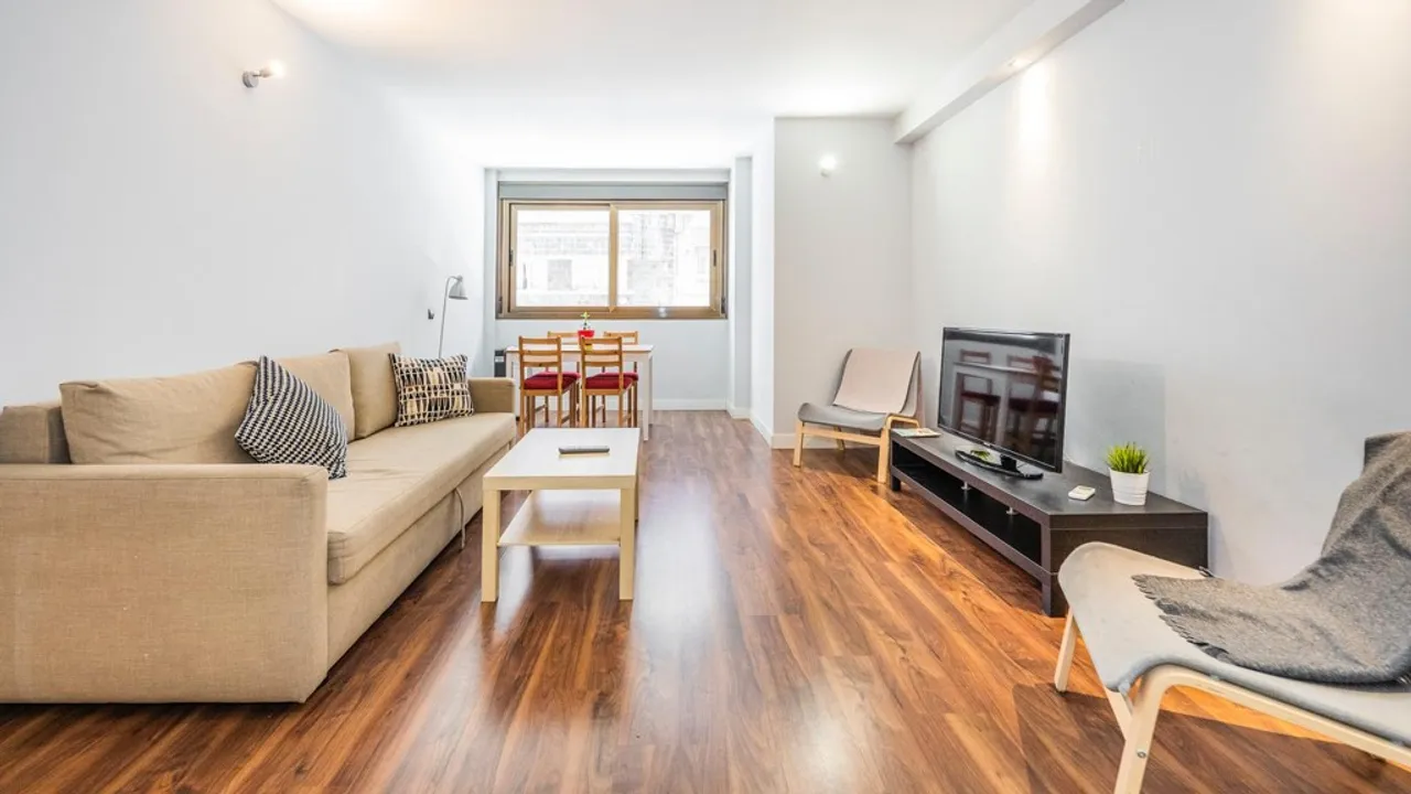 Elegant 1-bedroom apartment in Hispanoamérica, Chamartín image 3