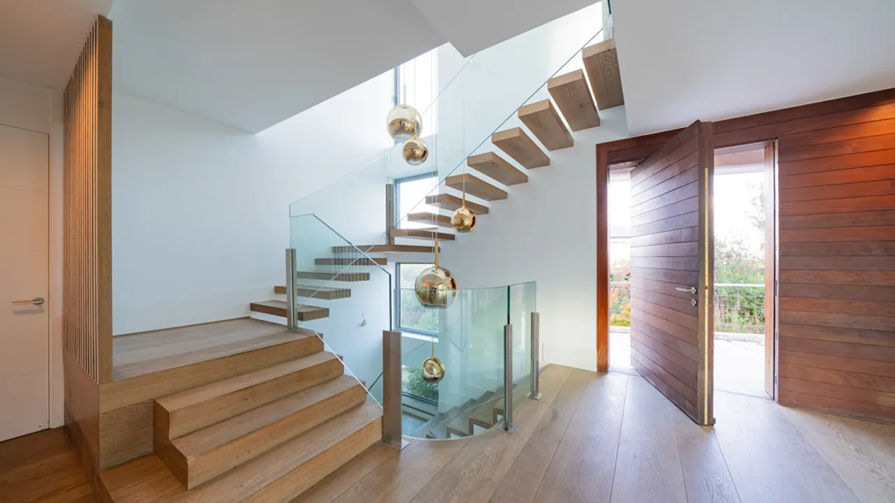 Luxury Smart Villa with Garden and Paddle in Ciudalcampo image 2