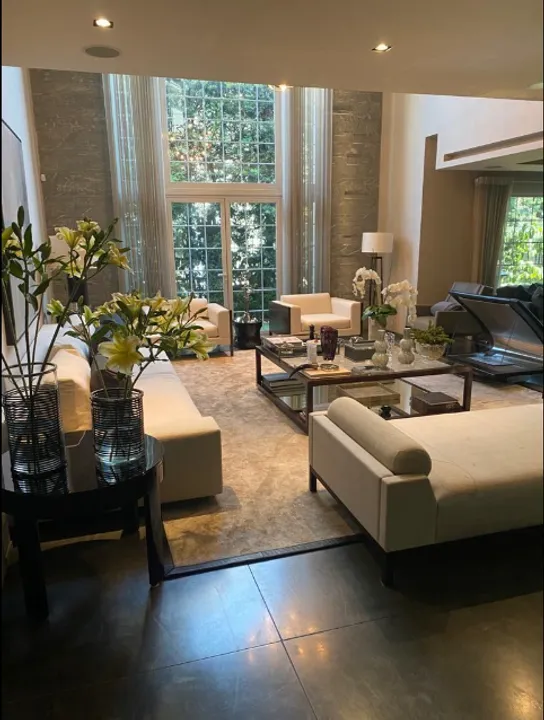 Paseo de las Primaveras IV image 1