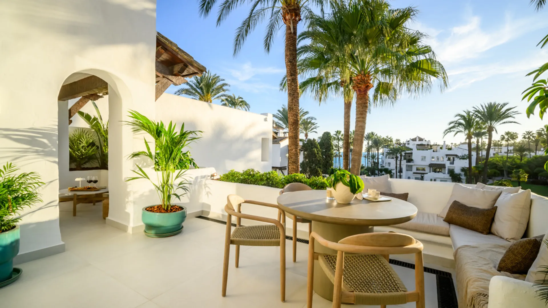 Luxury Duplex Penthouse with Sea Views in Alcazaba Beach