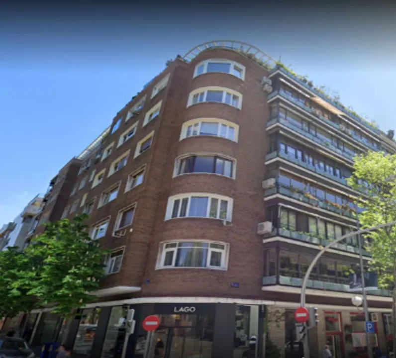 Exclusive Property on Velázquez Street image 0