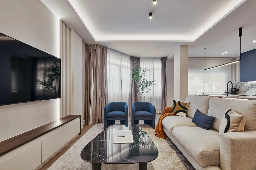 Juan Bravo II Street image 1