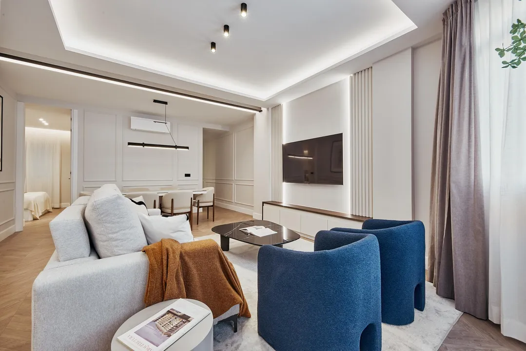 Juan Bravo II Street image 3