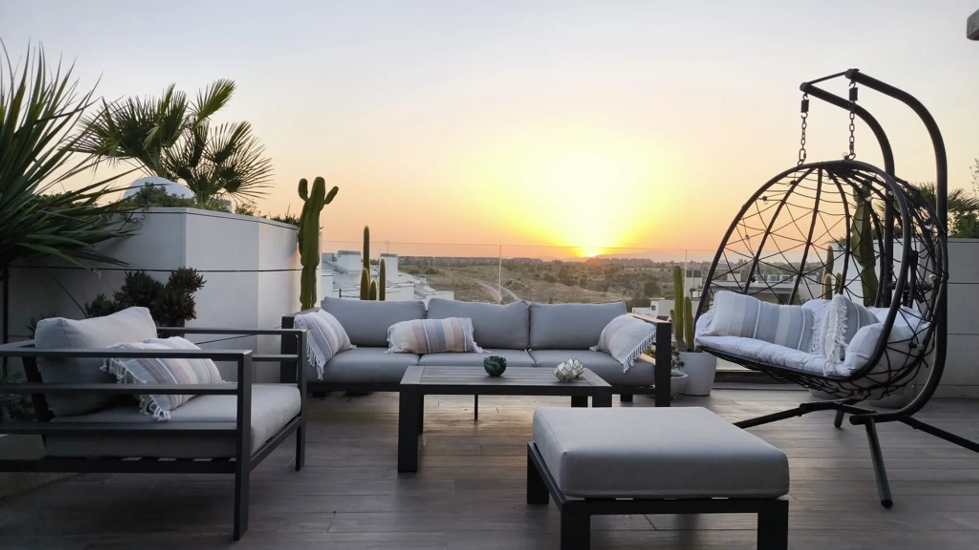 Penthouse with Terrace and Views in Boadilla del Monte