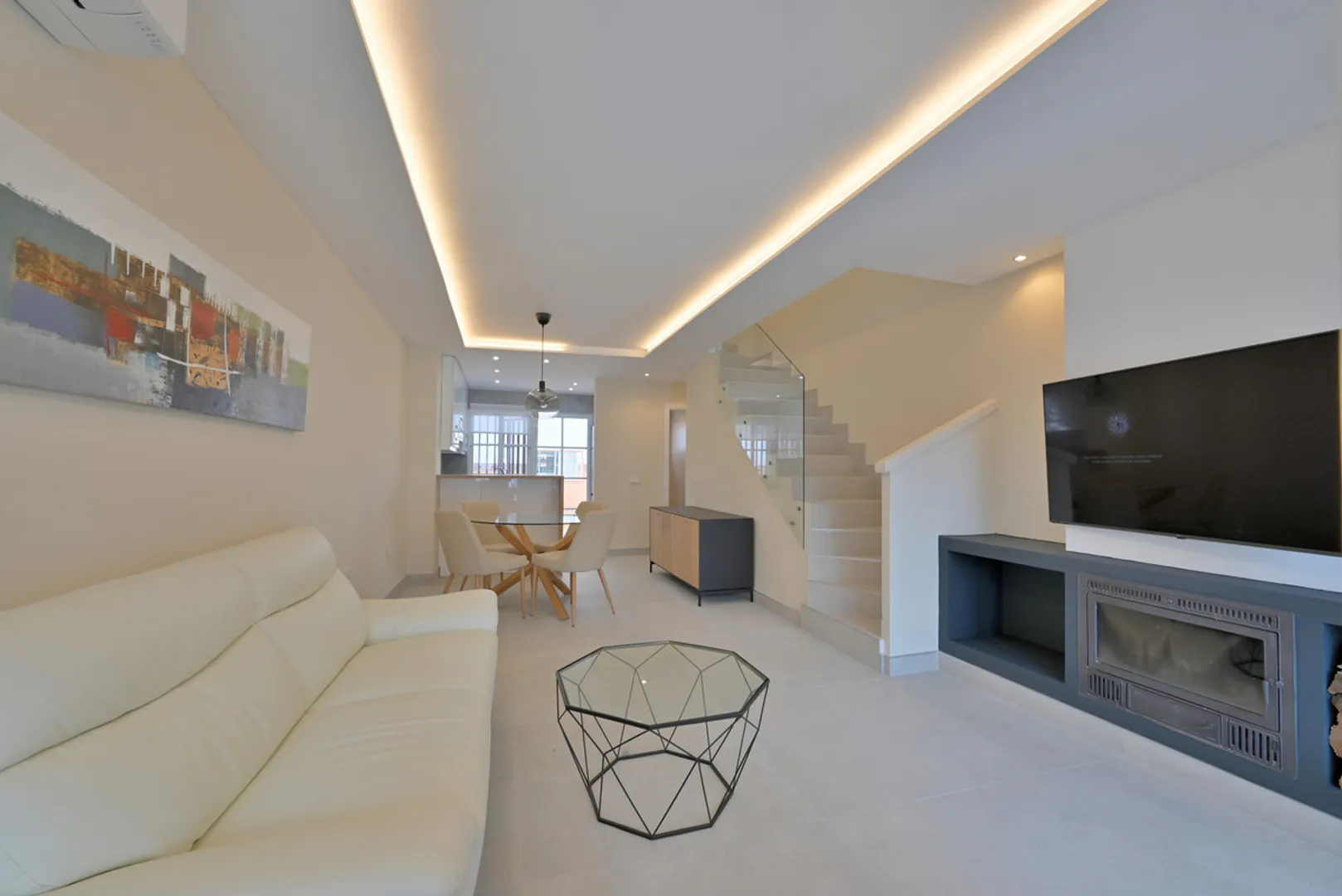 Renovated Townhouse with 2 Bedrooms in Riviera del Sol