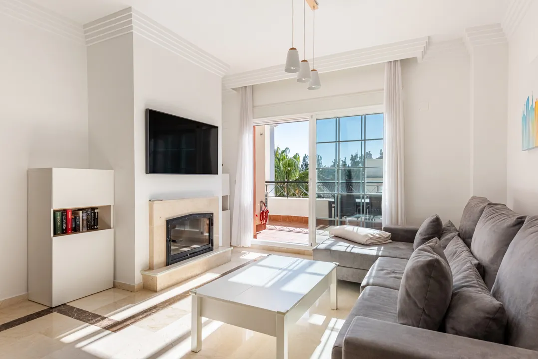 Luxury Duplex Penthouse in River Garden, Nueva Andalucía image 3