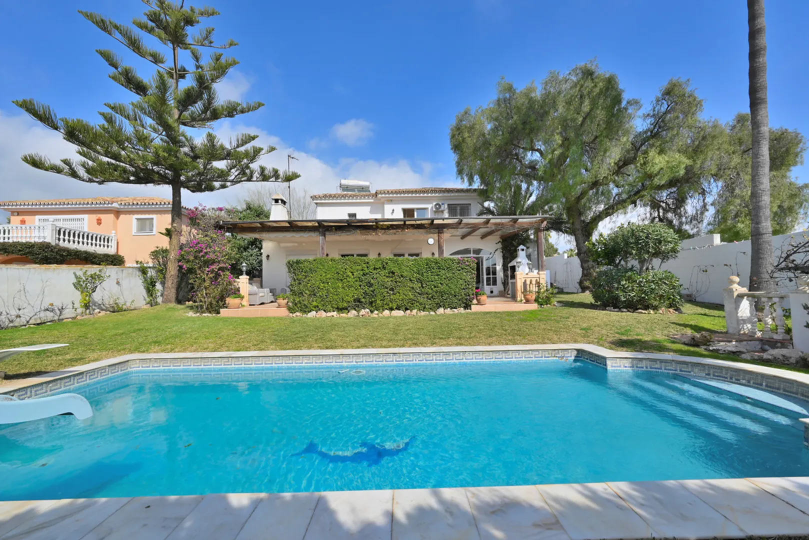 Luxury Villa with Sea Views in Calahonda