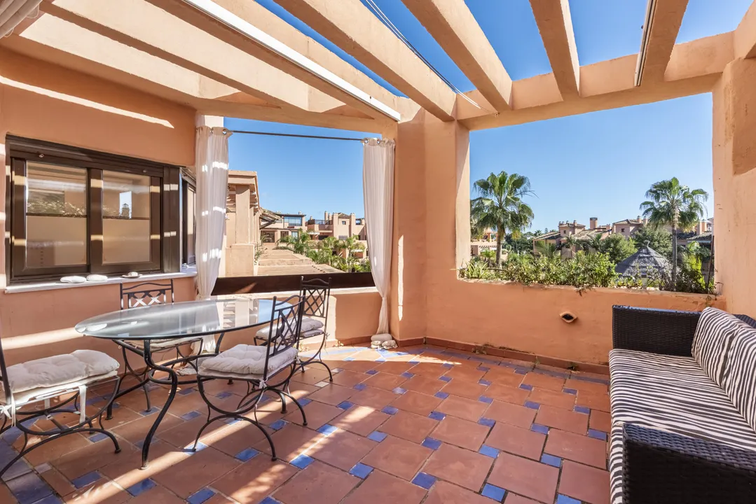 Luxury Duplex Penthouse 200m from the Beach in Estepona image 2