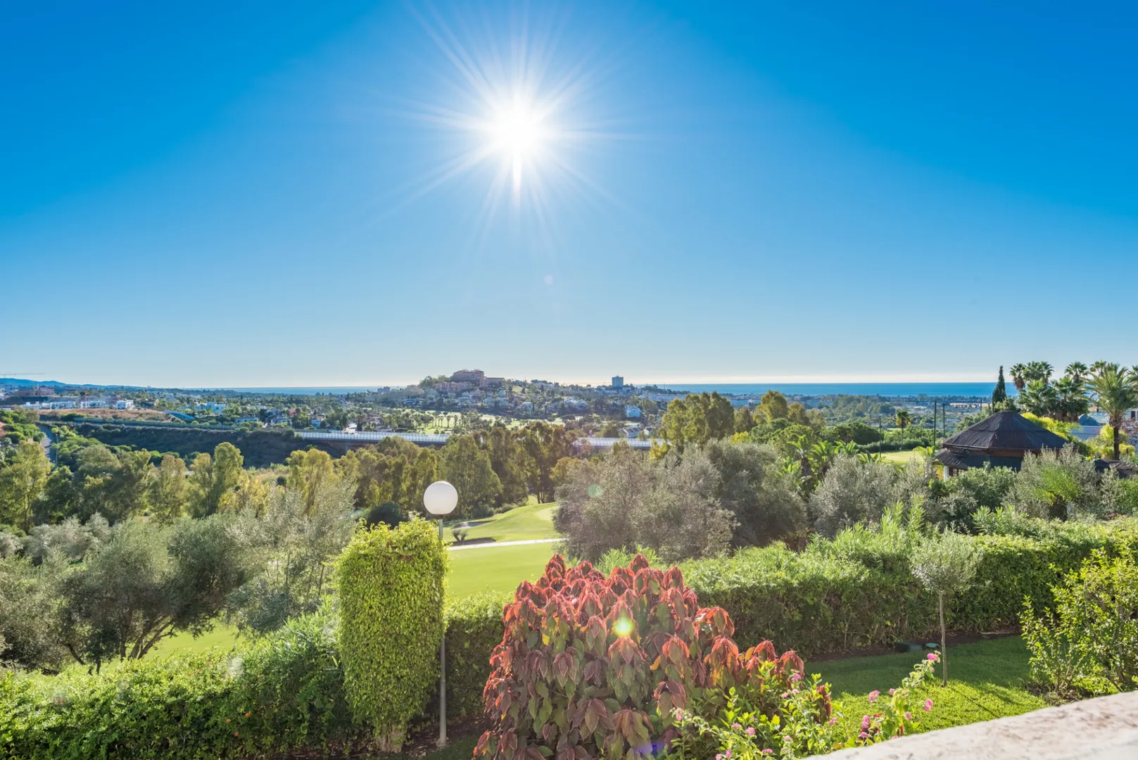 Exclusive Townhouse with Panoramic Views in La Quinta Golf