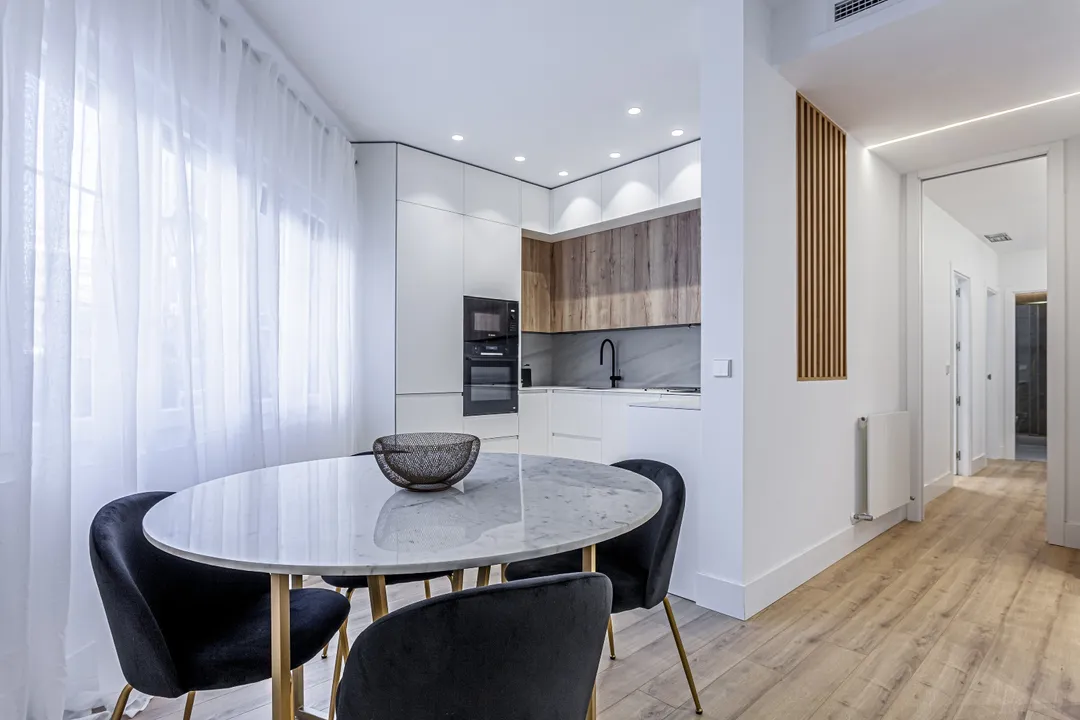 Furnished Exterior Apartment Newly Built in Almagro image 3