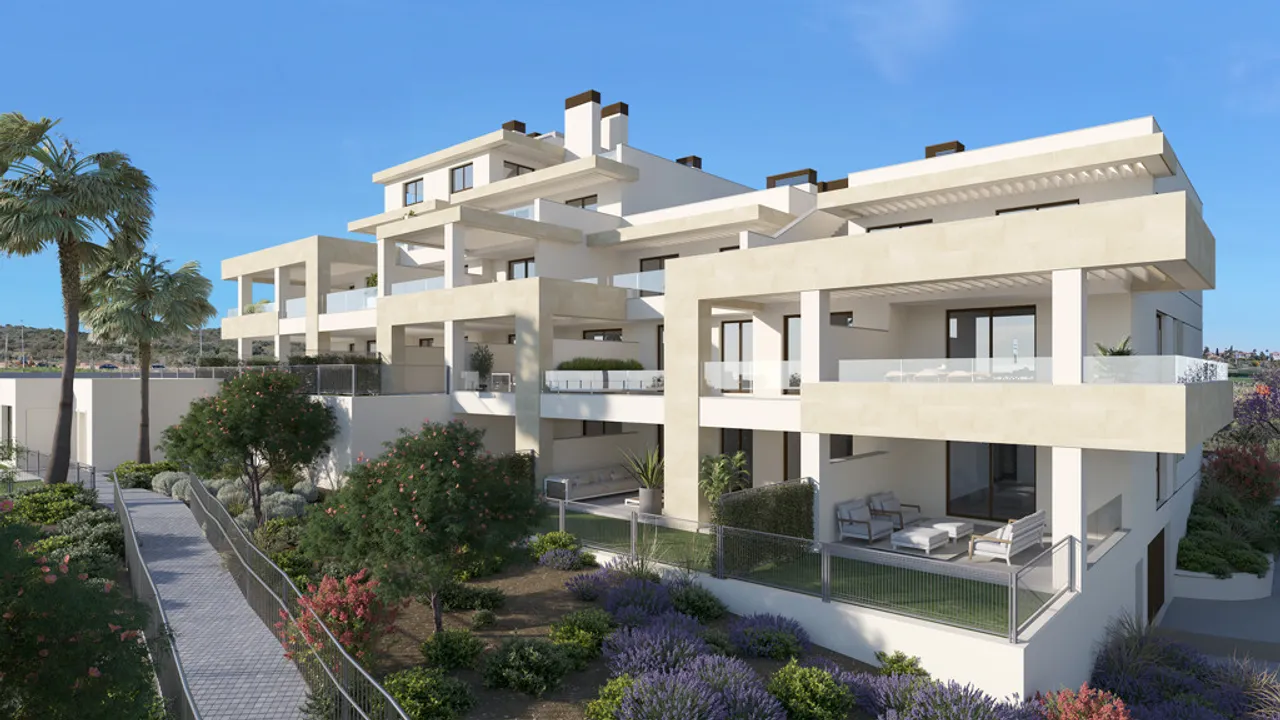 Exclusiva Planta Baja a Estrenar en Estepona Golf image 3