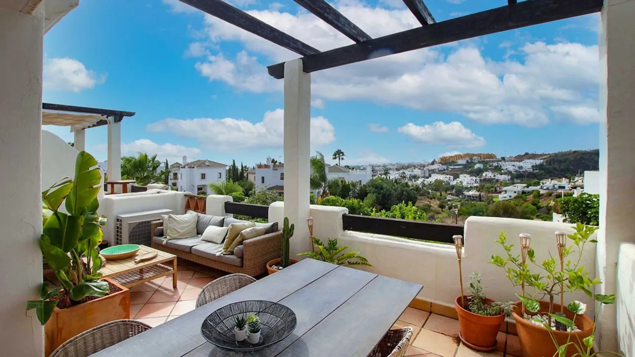 Lujo y Naturaleza en Estepona image 0