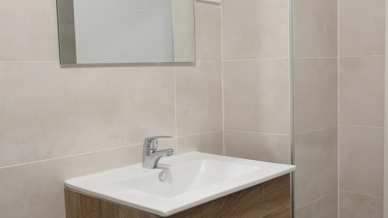 Invest in 3 Renovated Lofts in San Sebastián de los Reyes image 3