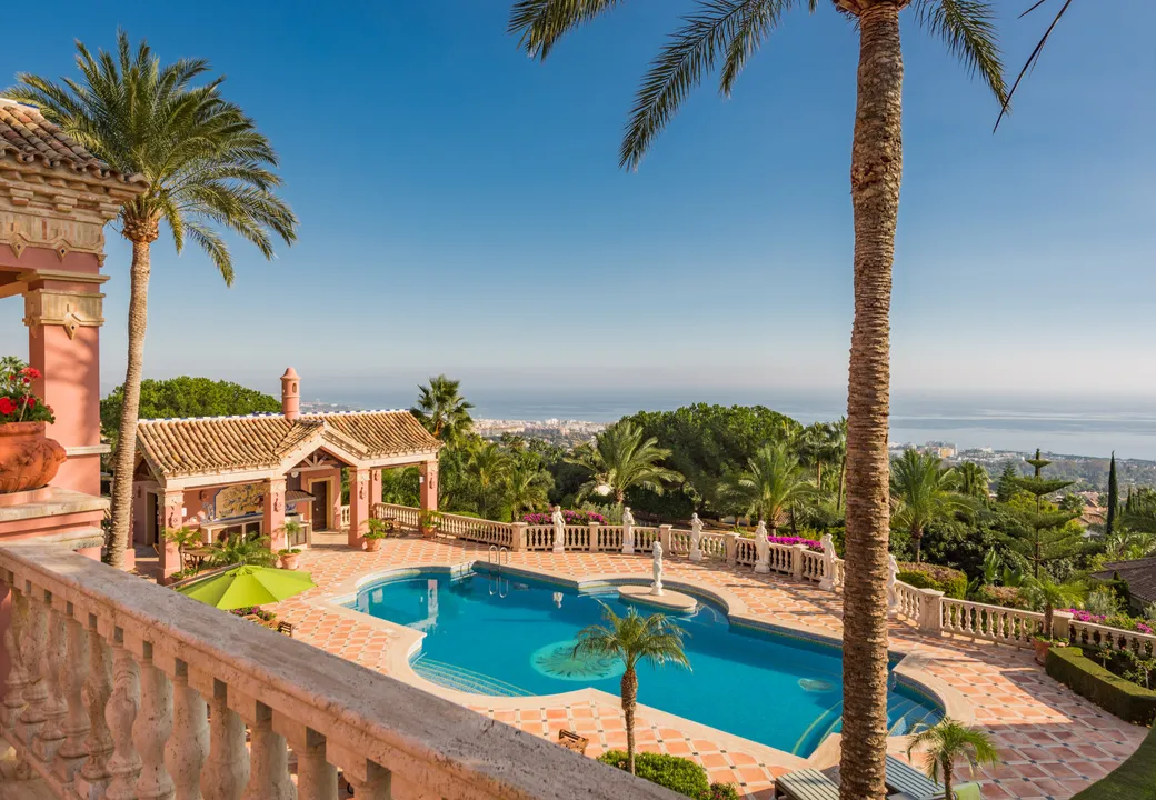 Luxury Mansion with Views in Sierra Blanca image 2