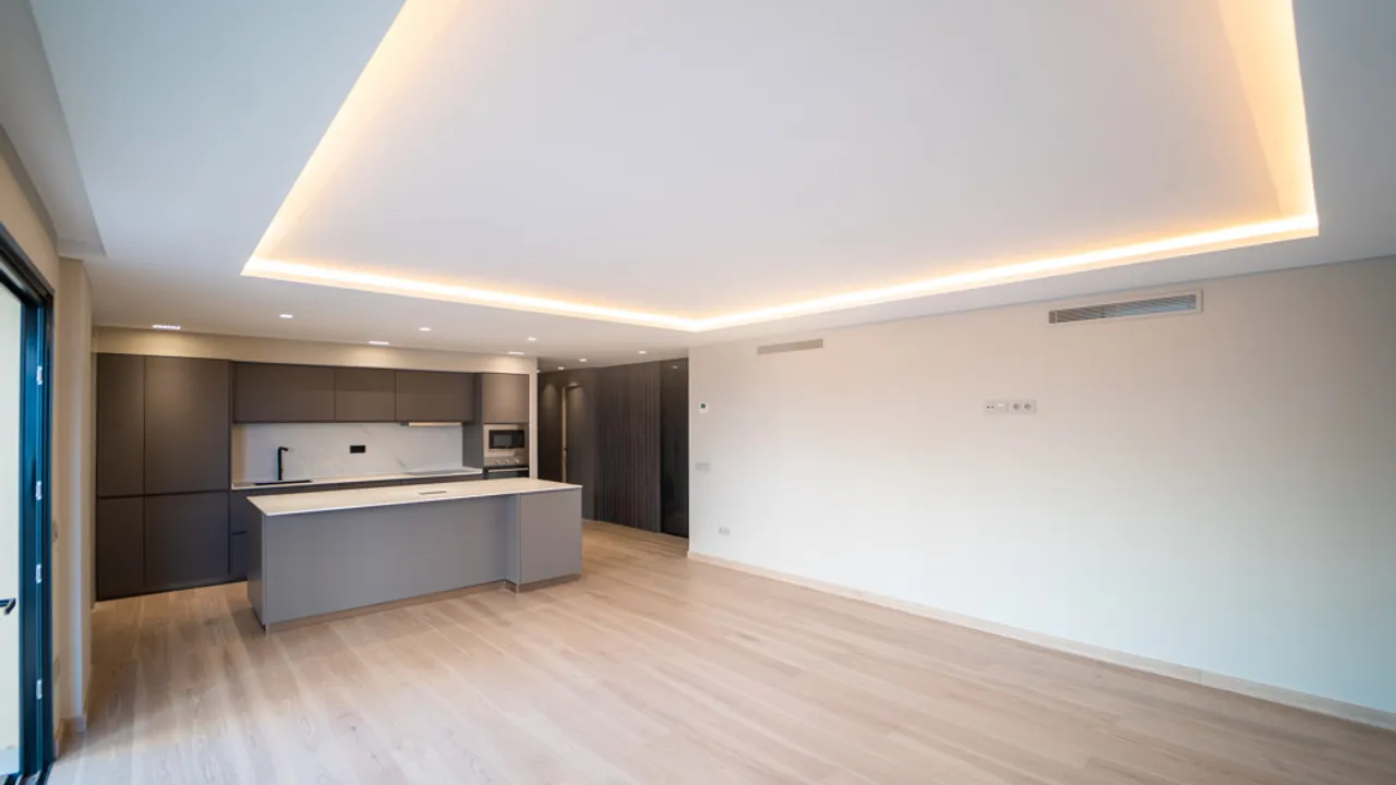 Exclusive Brand New Apartment in Cerrado de Calderón, Málaga image 2